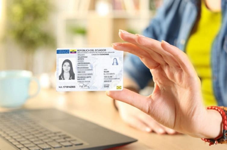 Formulario de Orden de Cedulación en Ecuador: Visas de residentes por primera vez